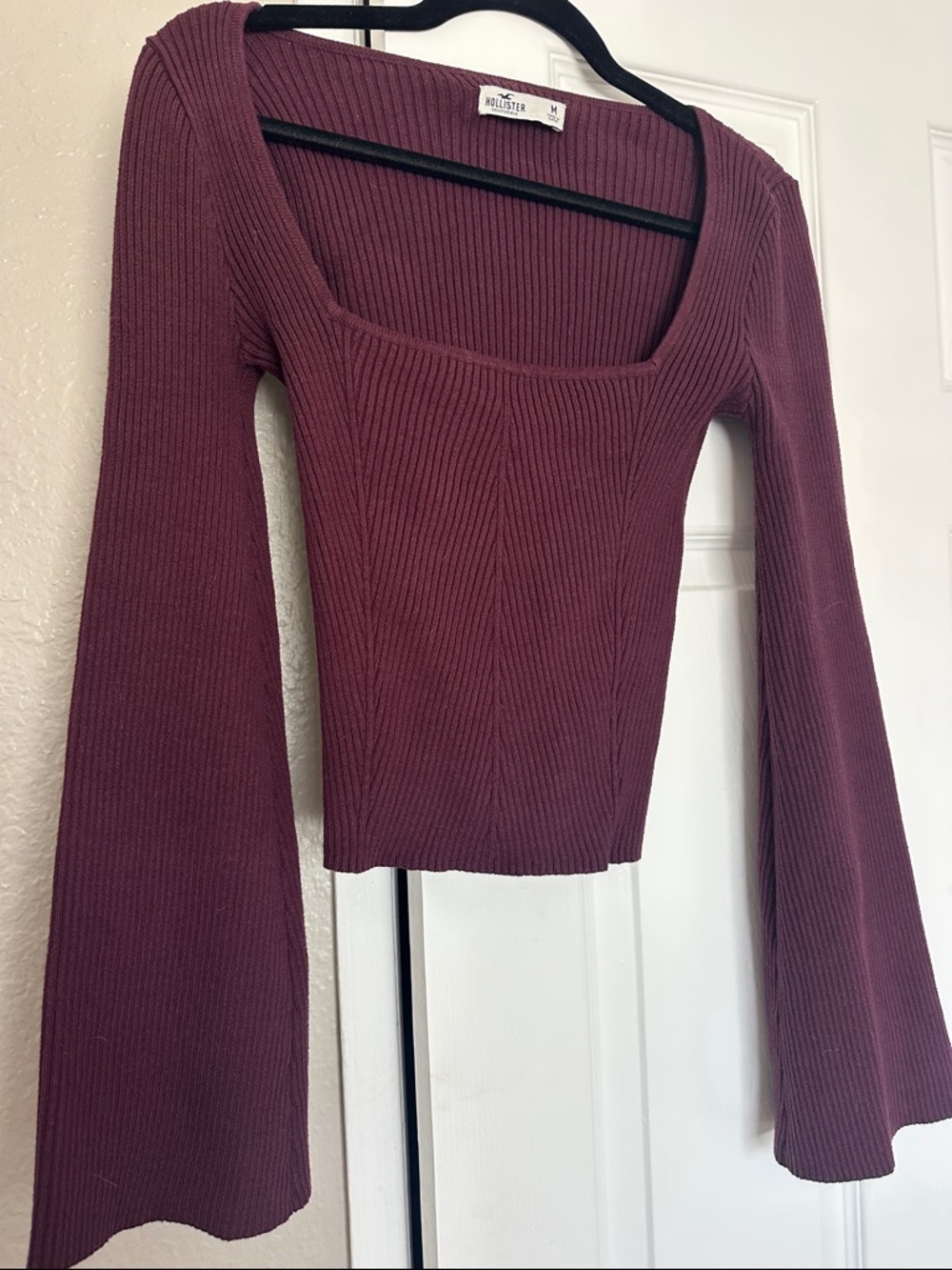 Hollister Ribbed Square-Neck Long Sleeve Top - Wine